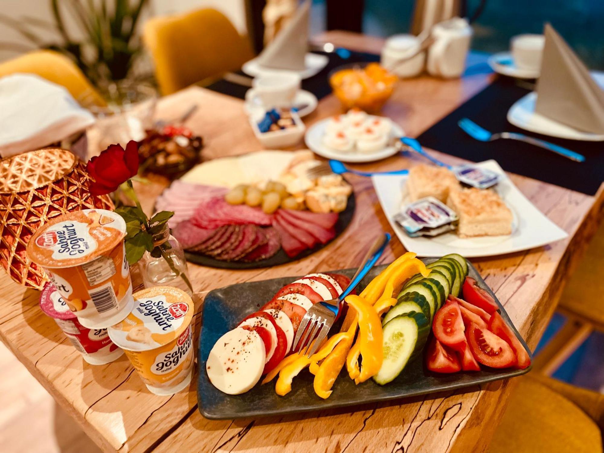 Hotel Rabenstein Raben Steinfeld Екстериор снимка